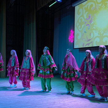 Феерическое шоу-концерт «Музыкальная круговерть»